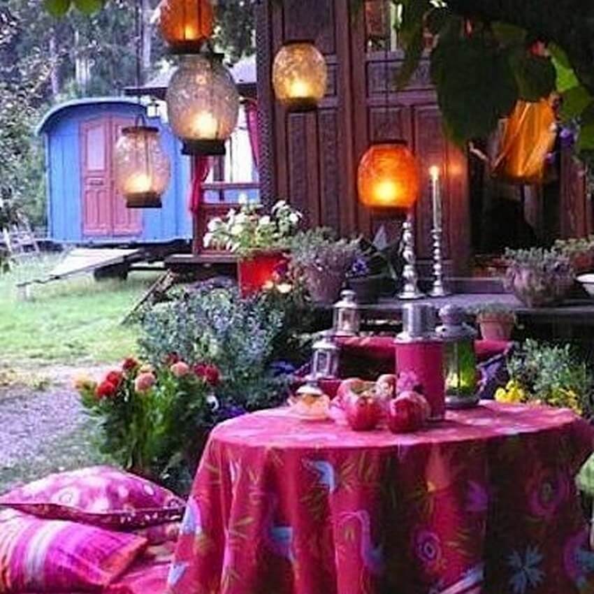 Bohemian Garden Designs And Backyard Ideas (11)